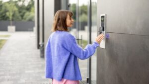 cerradura inteligente portal comunidad